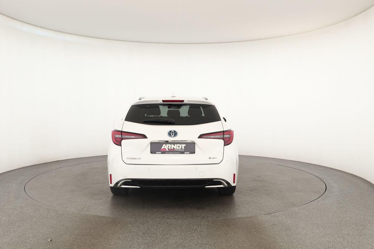 Toyota Corolla Touring Sports 2.0 CVT Team D Navi Kam