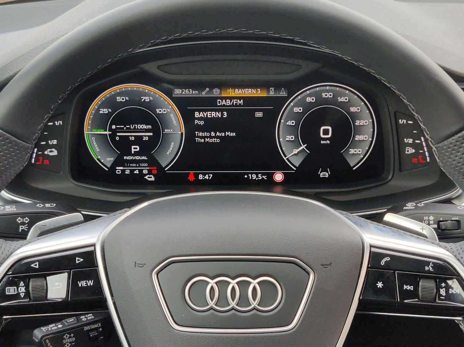Audi A6 Avant 55 TFSIe qu.S line 63km/WLTP*Matrix*HuD