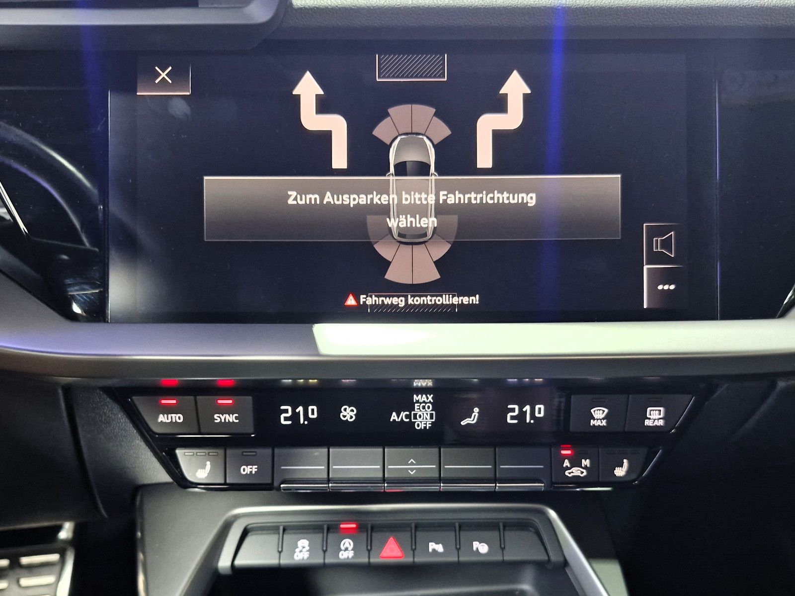 Audi A3 Sportback 35 TFSI 2xS Line - Samsaru's Car Outlet