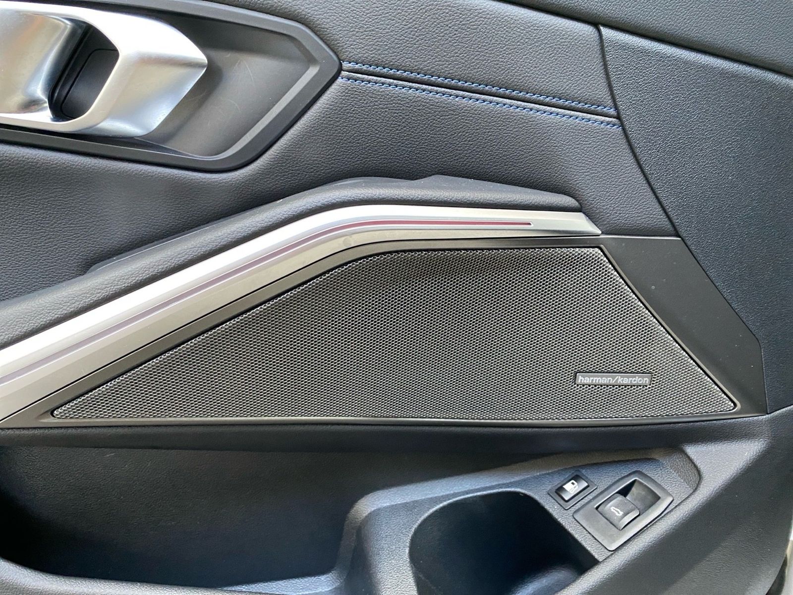 BMW 330e xDrive Touring M Sport LC Prof. ACC H/K AHK