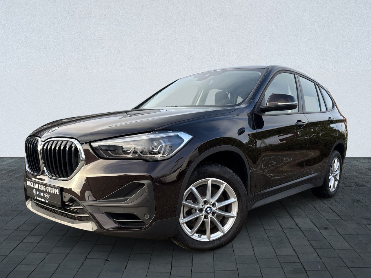 BMW X1 xDr20i Advant - Samsaru's Car Outlet