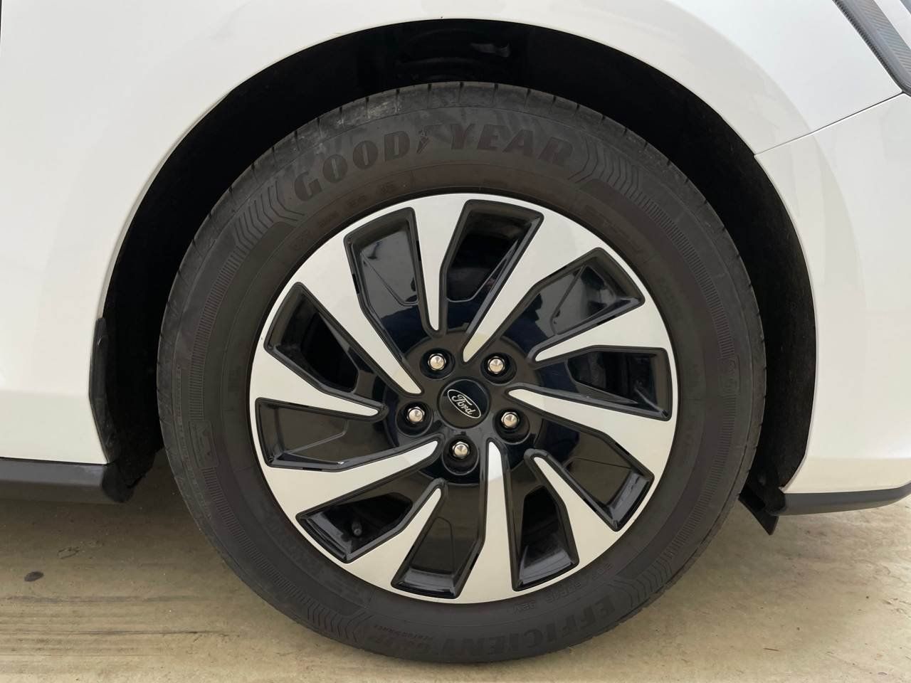 Ford Focus 1.5 EcoBlue Titanium X AHK SpoSi ACC BLIS