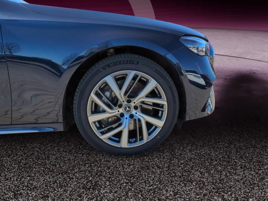 Mercedes-Benz E 300 eHyb Exclusive - Samsaru's Car Outlet