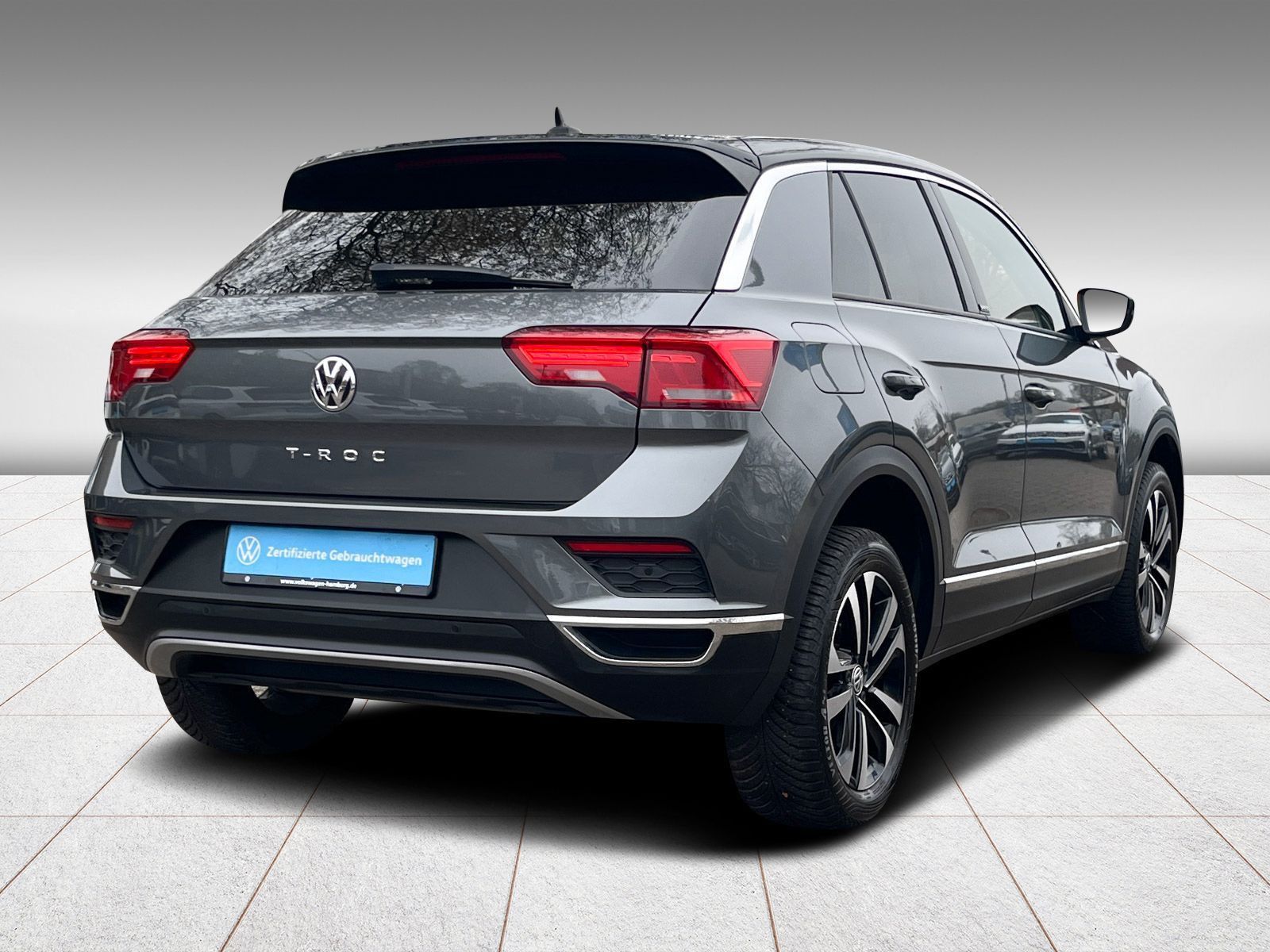 Volkswagen T-Roc 1.5 TSI United - Samsaru's Car Outlet