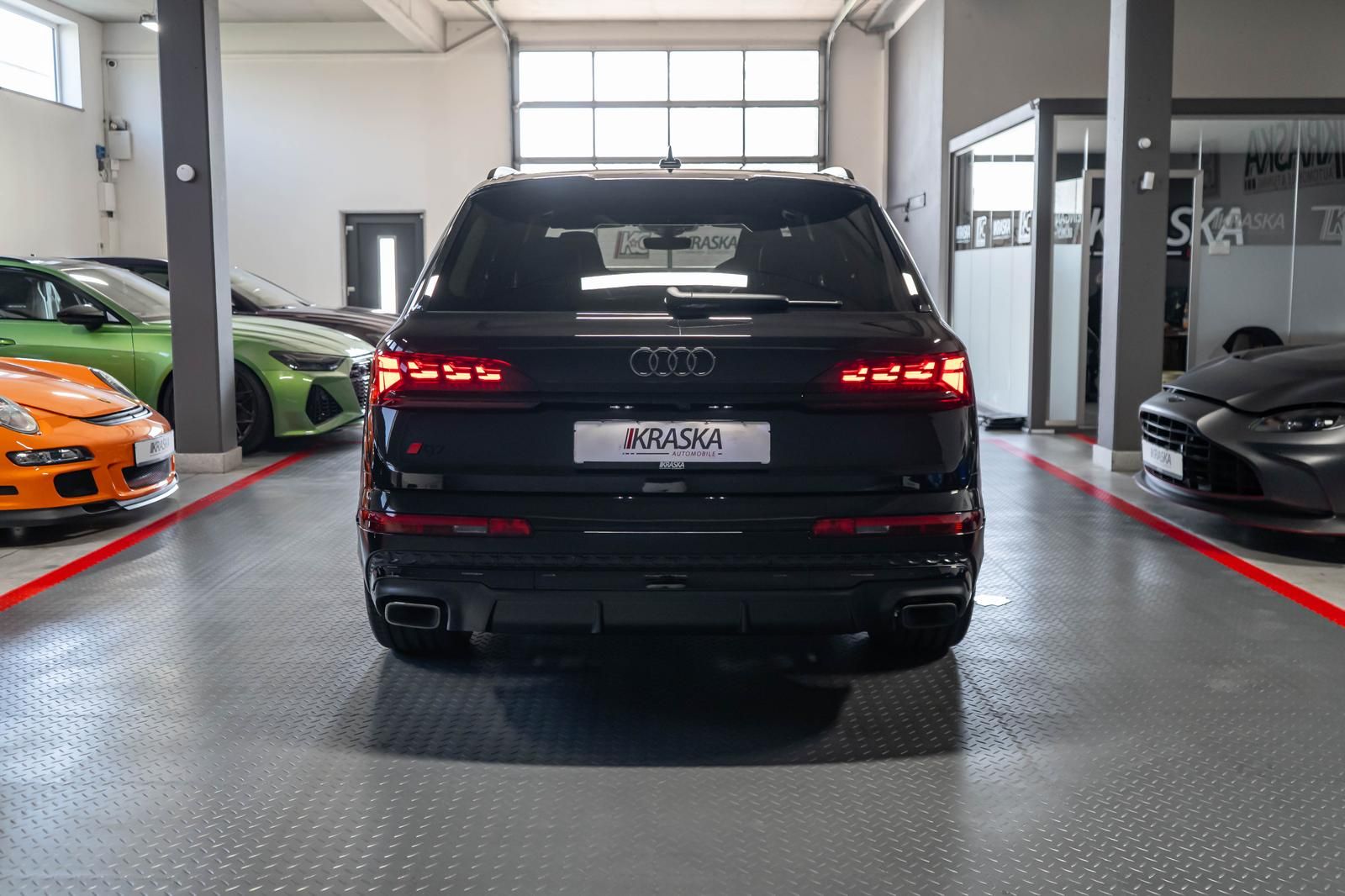 Audi Q7 50 TDI quattro S-line AHK STHZ PANO UPE 128T€