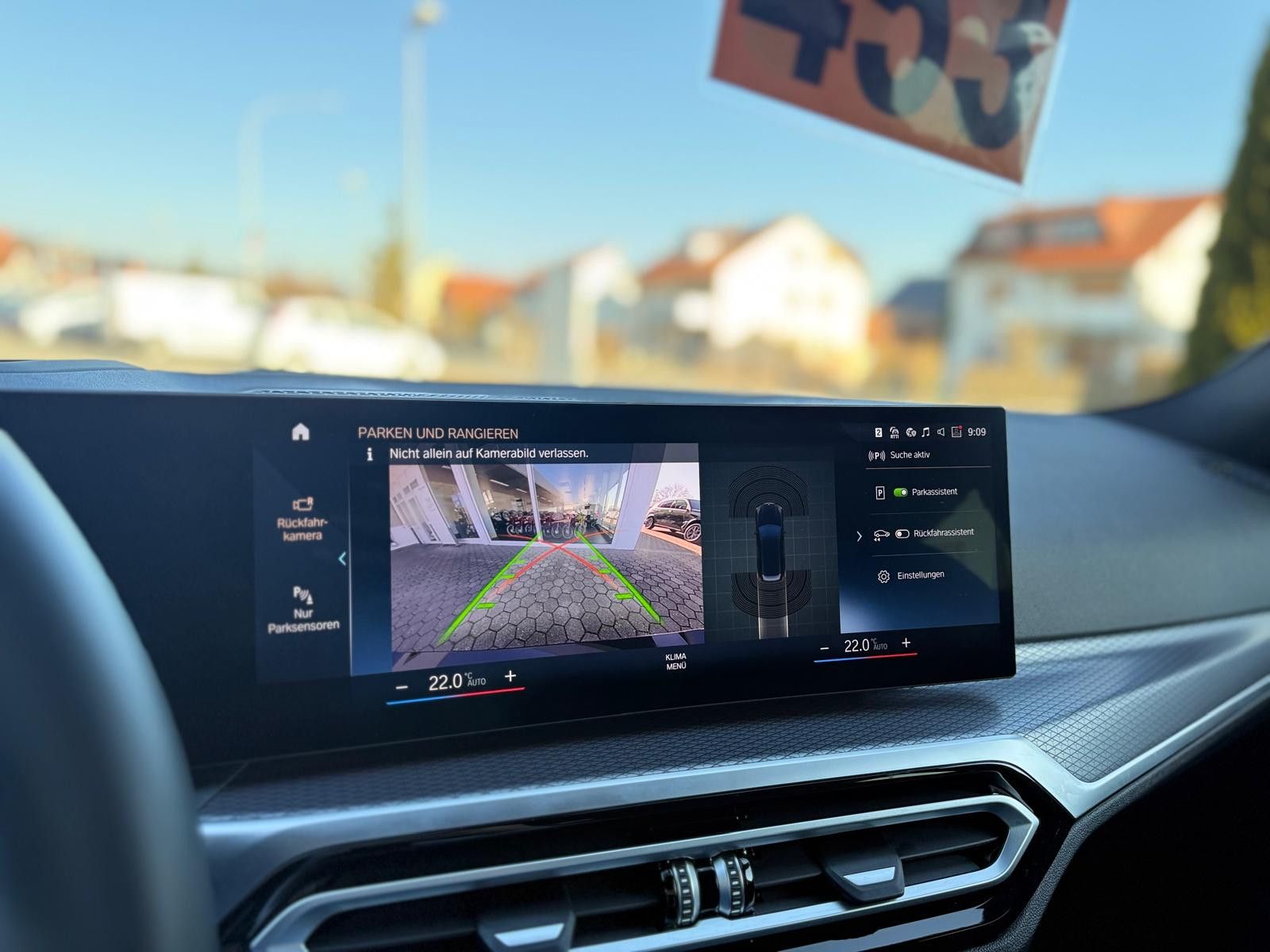 BMW 330 e Touring M-Sport - Samsaru's Car Outlet