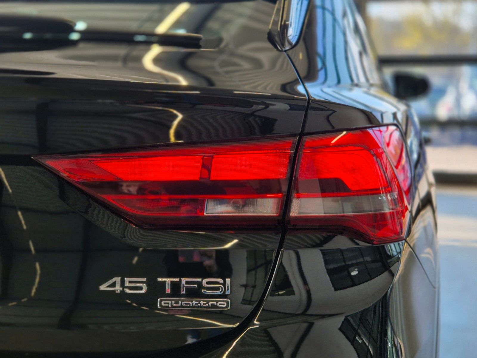 Audi Q3 SPORTBACK 45 TFSI quattro - Samsaru's Car Outlet