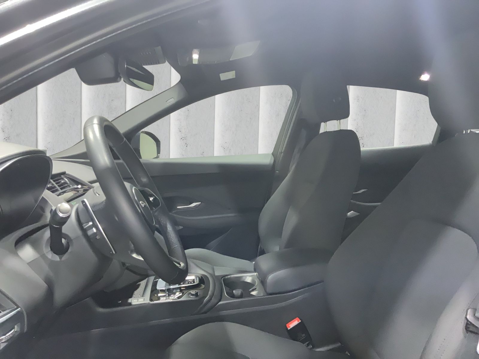Jaguar E-PACE D200 AWD SHZ SpurH SpurW LM 2xKlima