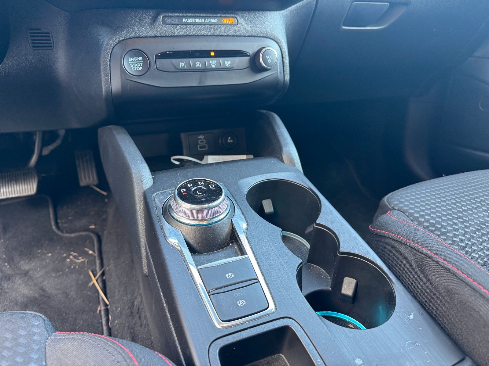 Ford Focus St-Line 1.5 Turnier ABSTEMP. KAMERA NAVI