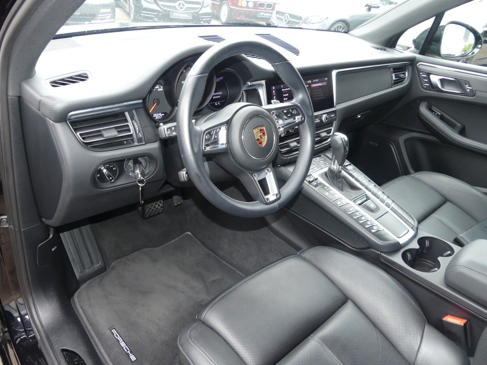 Porsche Macan GTS - Samsaru's Car Outlet