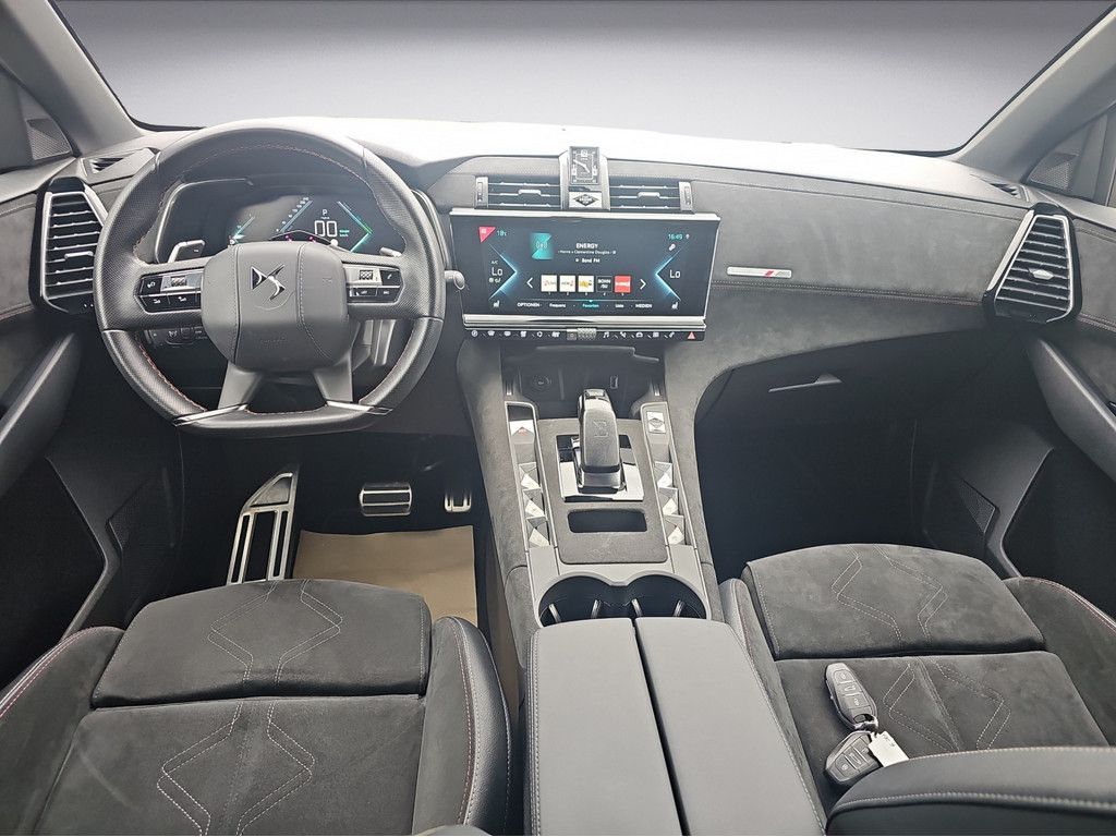 DS Automobiles DS 7 Crossback E-Tense 225 Performance Line +