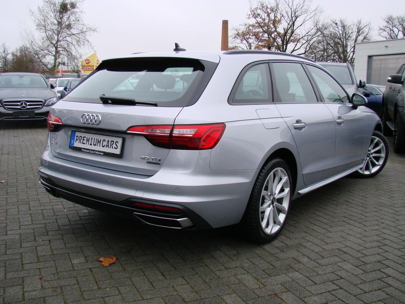 Audi A4 40 TDI quattro advanced - Samsaru's Car Outlet