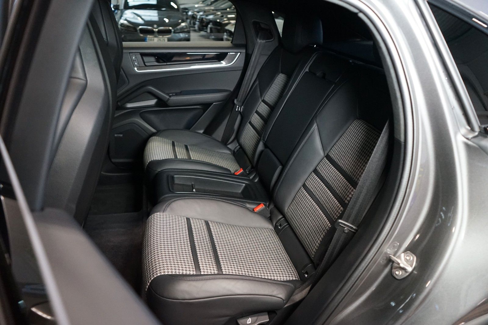 Porsche Cayenne S*COUPÉ*V8*LIGHTWEIGHT*102.810€ NETTO