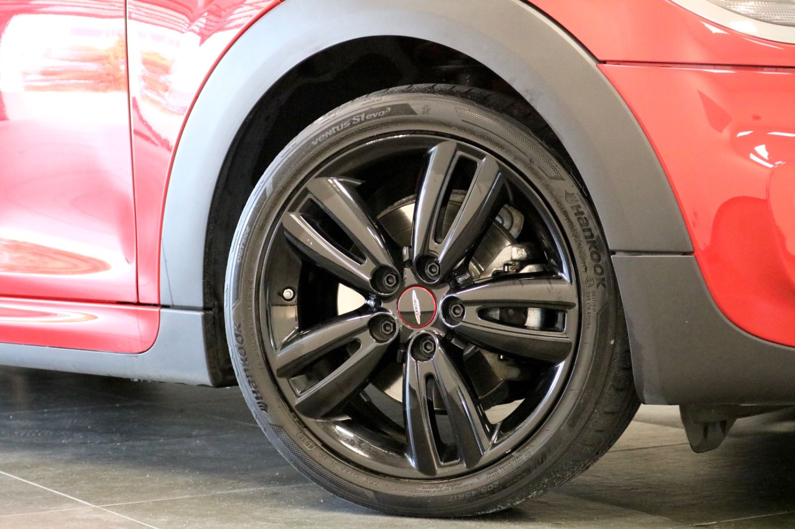 MINI John Cooper S Works - Samsaru's Car Outlet