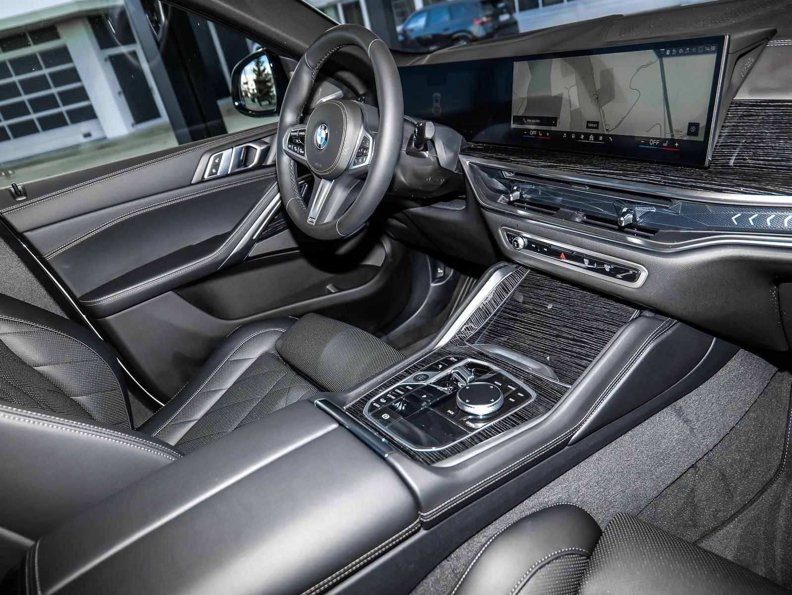 BMW X6 xDrive40d M Sport HUD PANO ACC AHK RFK NAVI