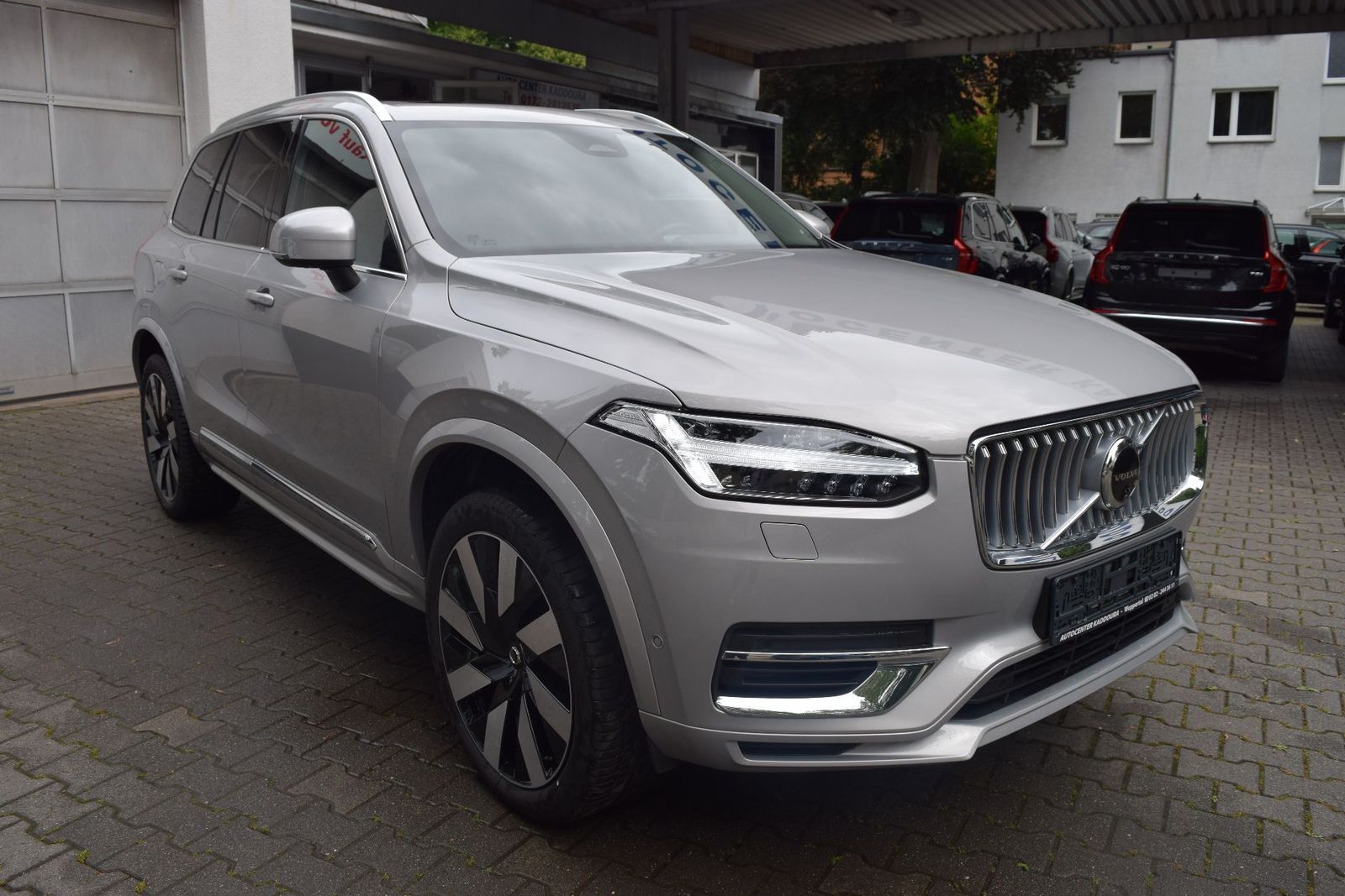 Volvo XC90 T8 AWD Plus - Samsaru's Car Outlet