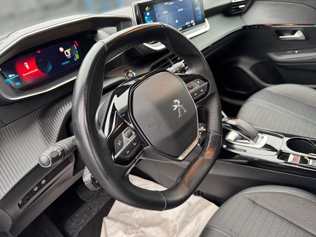 Peugeot e-208 Allure - Samsaru's Car Outlet
