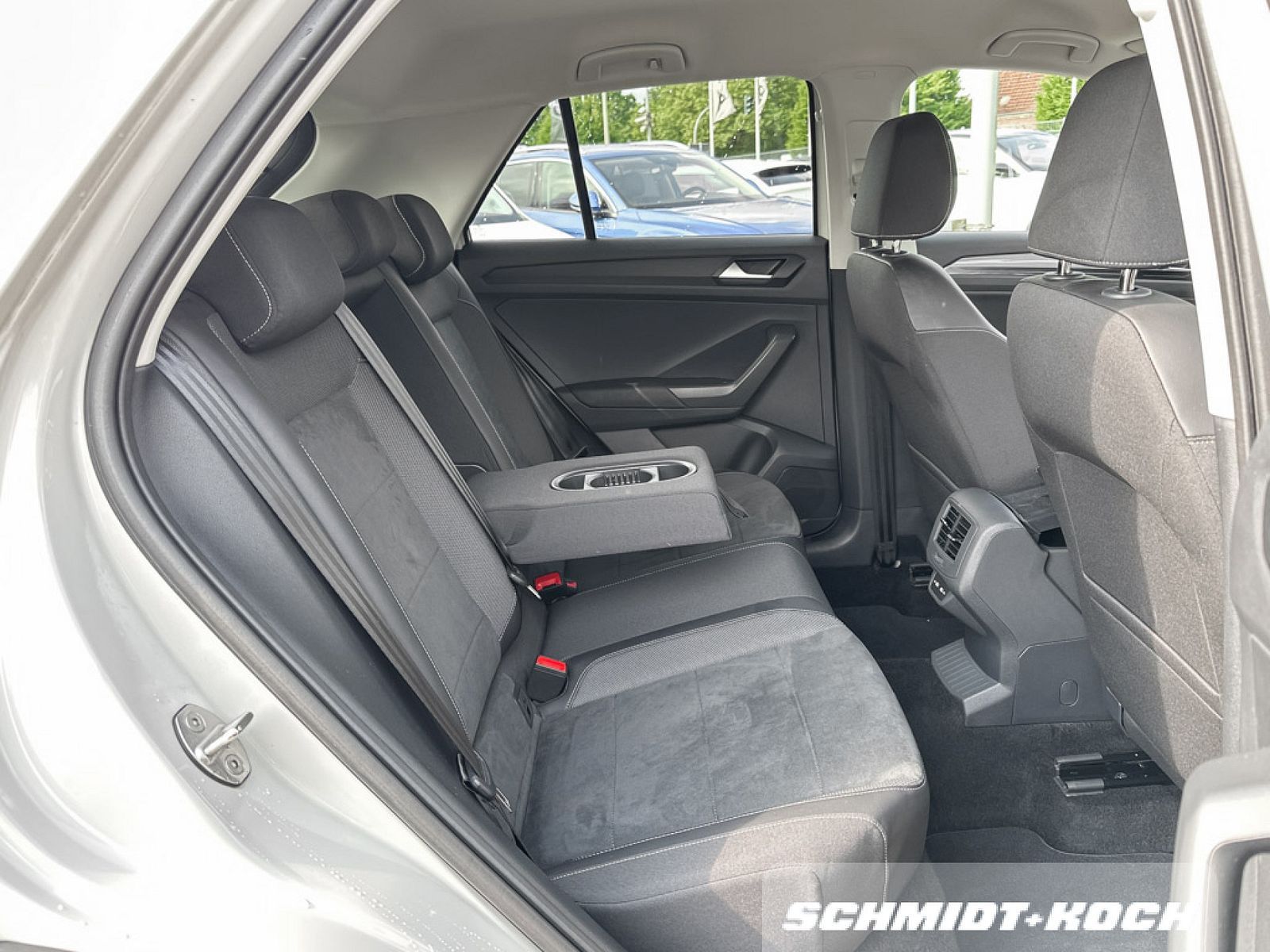 Volkswagen T-Roc 1.0 TSI Style - Samsaru's Car Outlet