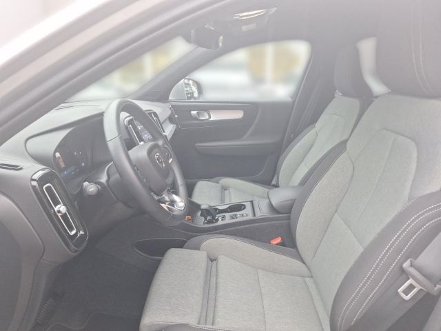 Volvo XC40 2WD Core *AHK Schwenkbar* Rückfahrkamera* G