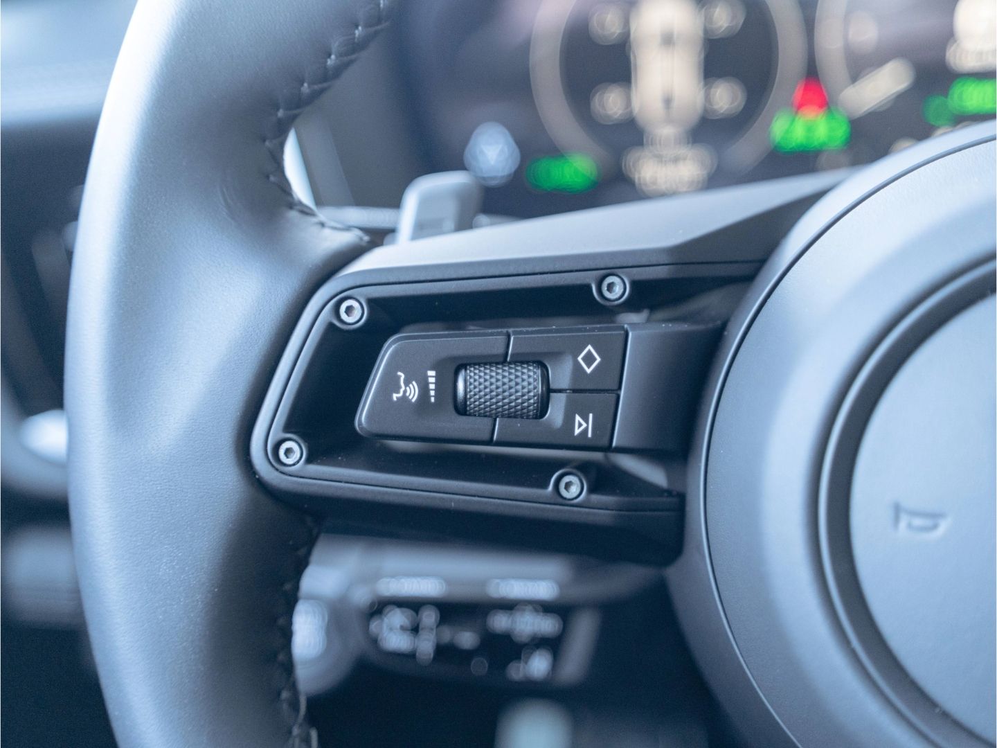 Porsche Panamera 4S E-Hybrid SportDesign HD-Matrix