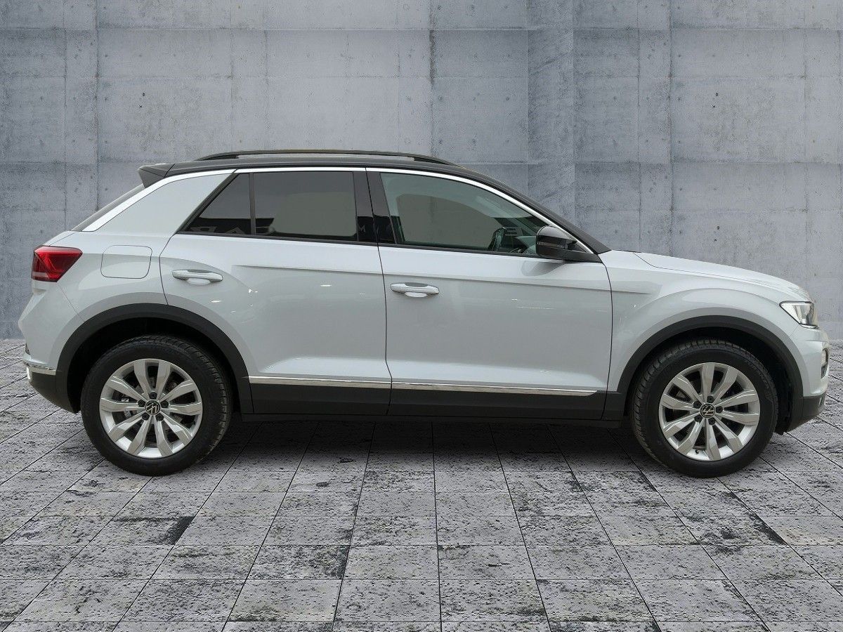 Volkswagen T-Roc 1.5 TSI SPORT - Samsaru's Car Outlet