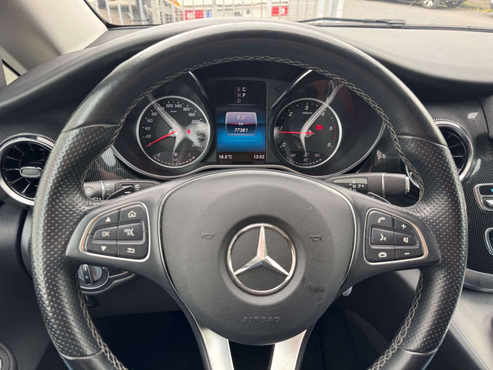 Mercedes-Benz V 250 - Samsaru's Car Outlet