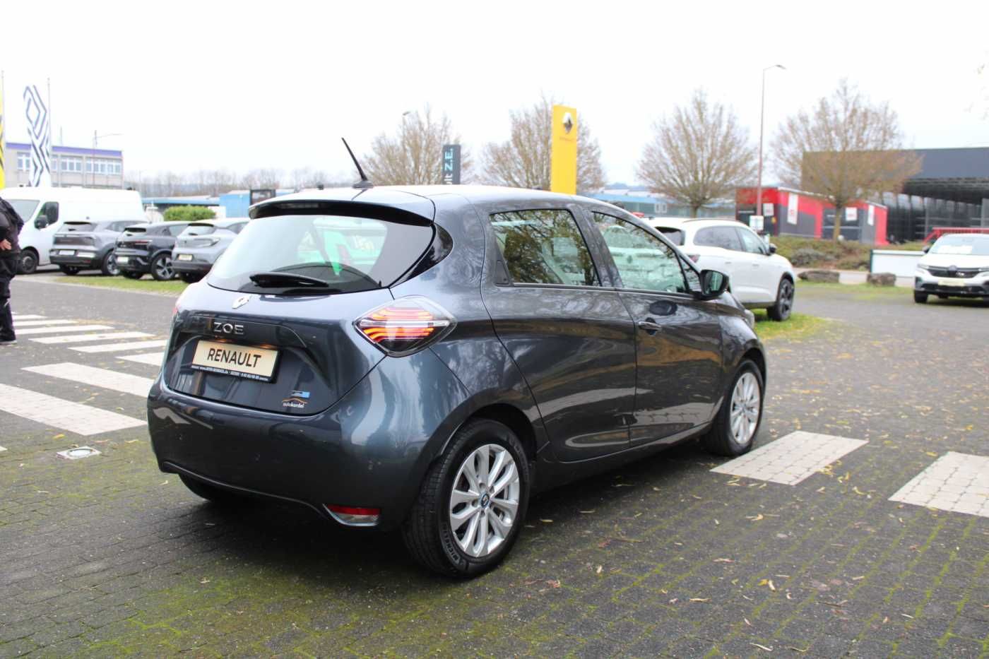 Renault ZOE R110 Z.E. 50 EXPERIENCE - Samsaru's Car Outlet
