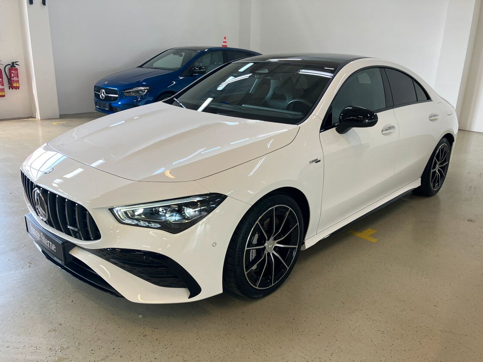 Mercedes-Benz CLA 35 AMG Coupe - Samsaru's Car Outlet