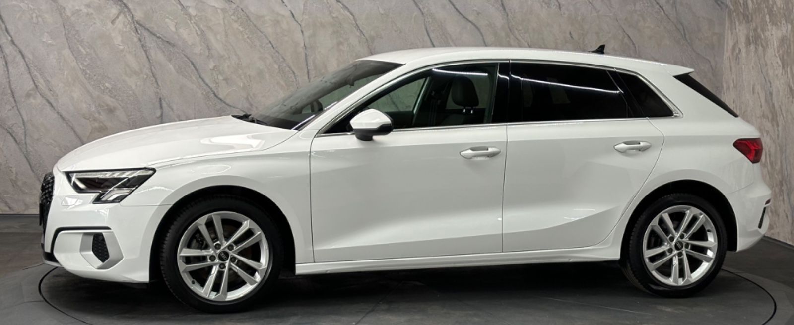 Audi A3 Sportback 35 TFSI advanced+VirtualCockpit+1.H