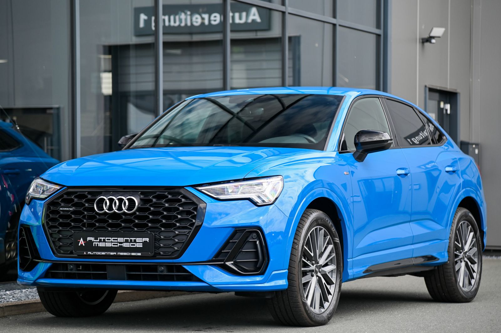 Audi Q3 Sportback 40 TFSI quattro S line - Samsaru's Car Outlet