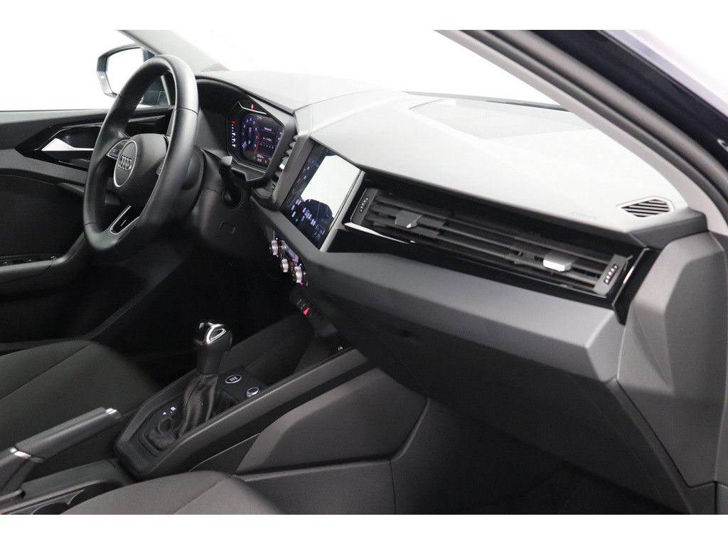 Audi A1 30 citycarver 1.0.TFSI S-tronic Standheizung