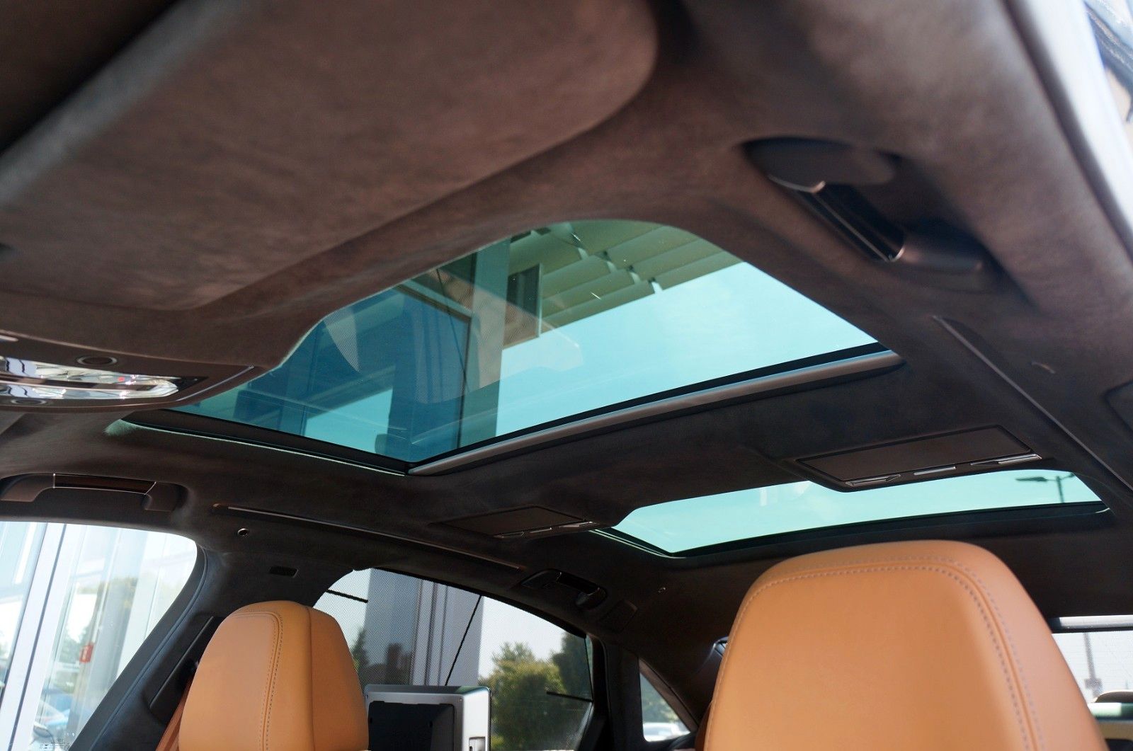 Audi A8L S line V8 60 TFSI - Samsaru's Car Outlet
