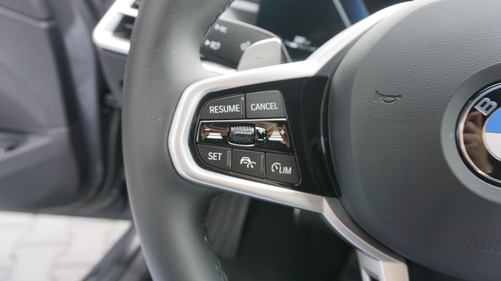 BMW 320d xDrive Touring M Sportpaket Head-Up HiFi