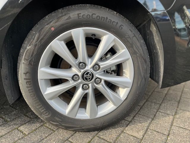 Toyota Corolla Touring Sports 1.8 Hybrid - LED, NAVI, S