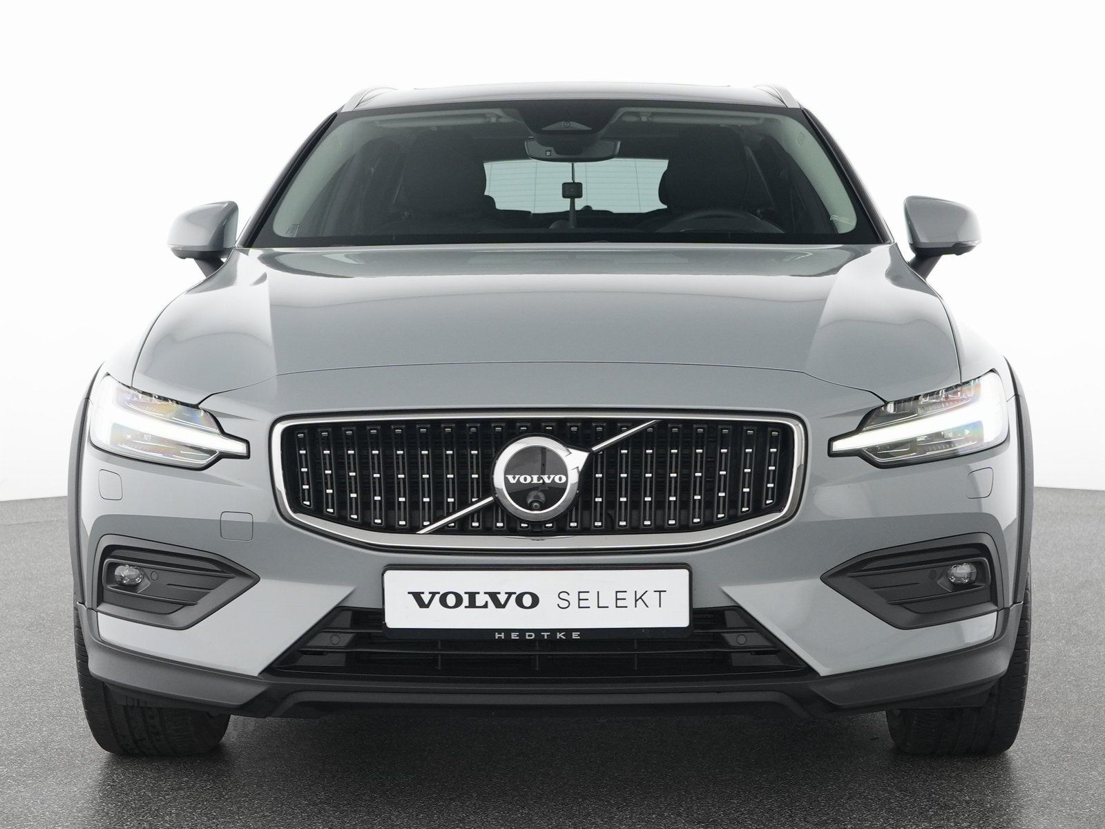 Volvo V60 CC B4 AWD Ultimate SONDERFINANZIERUNG 1,99%*