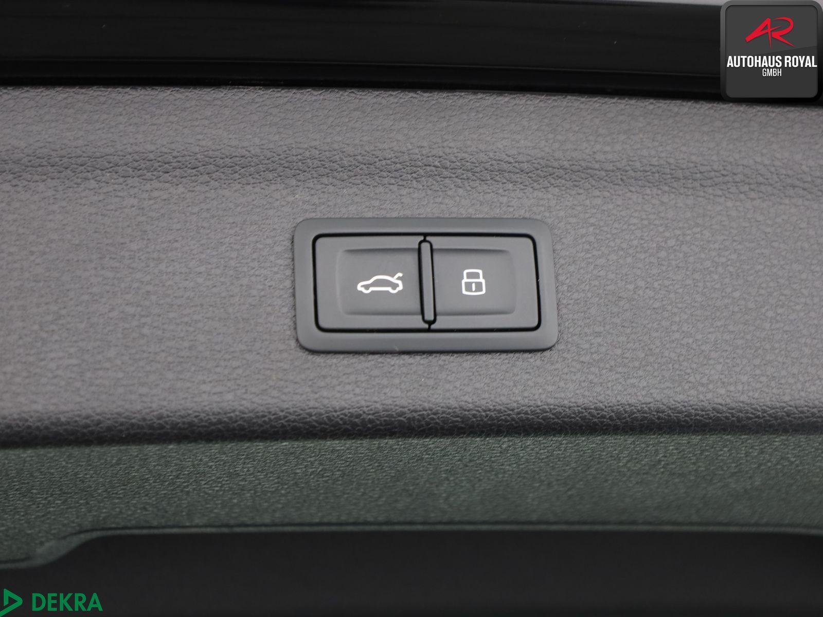 Audi Q3 45 TFSI qu S LINE 19ZOLL ACC,KEYLESS,AHK,1.HD