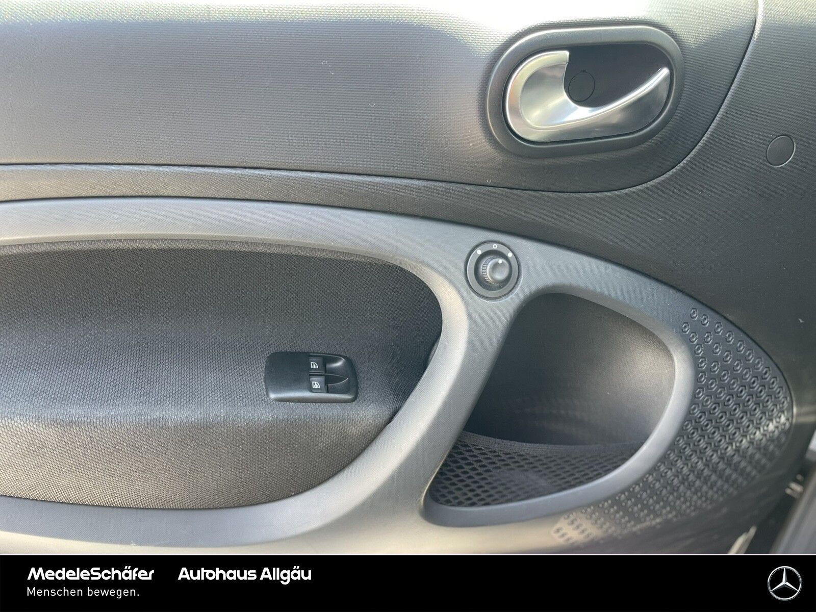 Smart smart EQ fortwo cabrio Passion Plus - Samsaru's Car Outlet