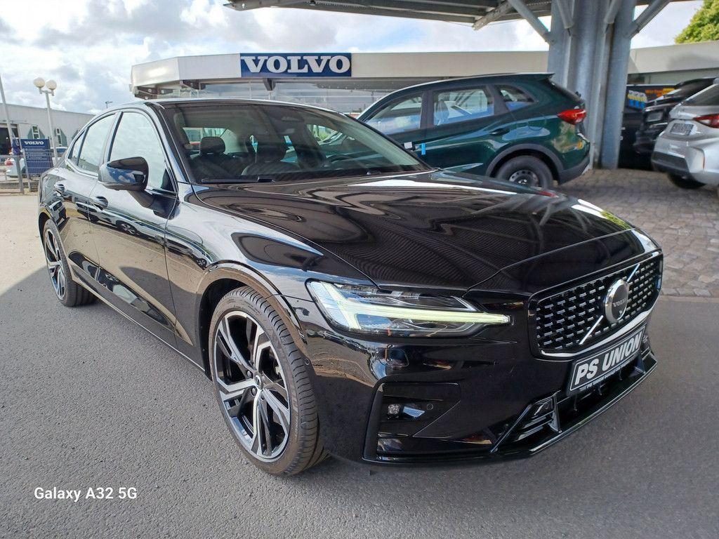 Volvo S60 B5 Ultimate Dark AWD°360°Cam