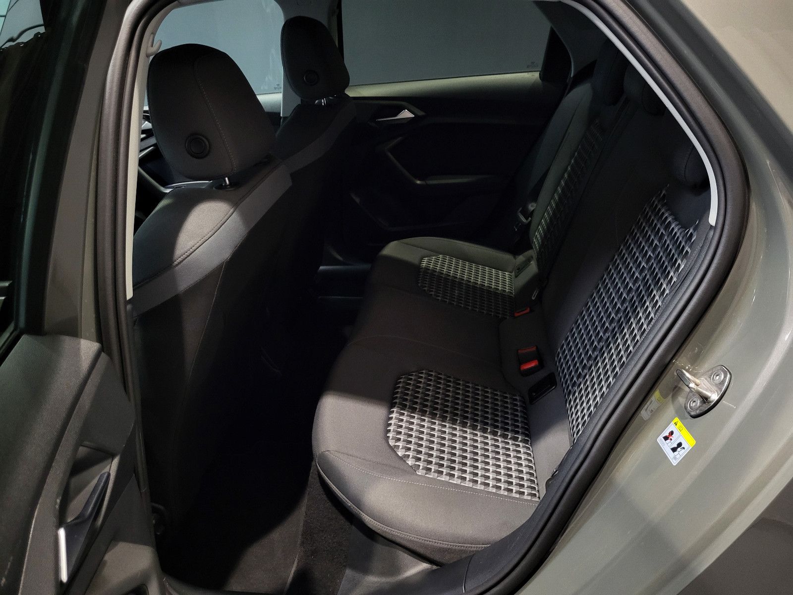 Audi A1 40 TFSI S line *TOP Ausstattung*