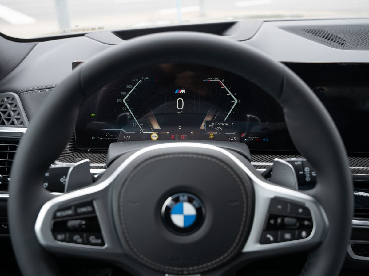 BMW X5 xDrive 30d. M Sport. AHK. Pano LED Navi SHZ