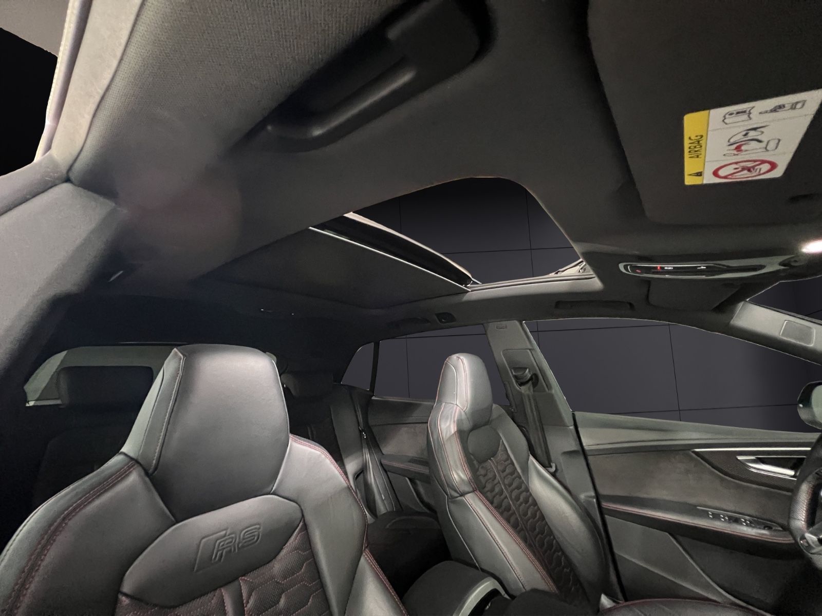 Audi RSQ8 /MATRIX/SITZKLIMA/23-ALU/PANO/HUD/B&Q/