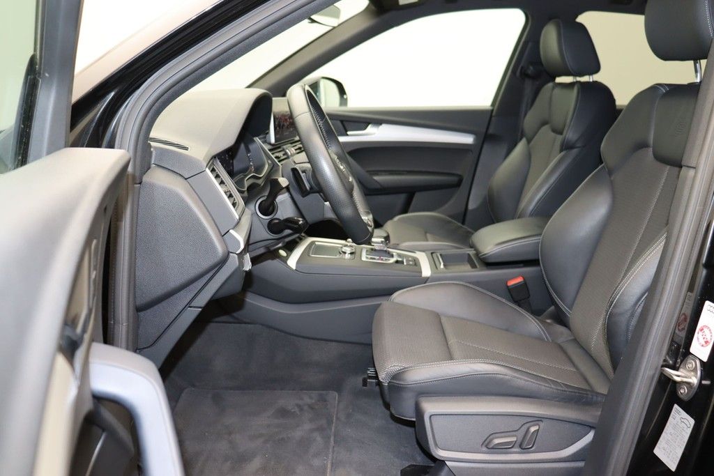 Audi Q5 50 TFSI e quattro S line - Samsaru's Car Outlet