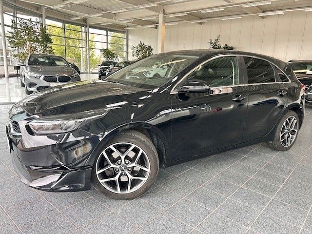 Kia Ceed 1.5 T Spirit - Samsaru's Car Outlet