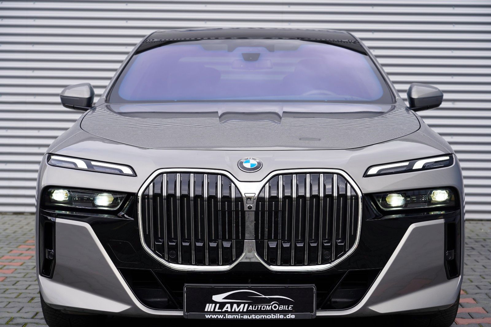 BMW 740d xDrive M Sport SKYLOUNGE LUFT HUD SOFT 360