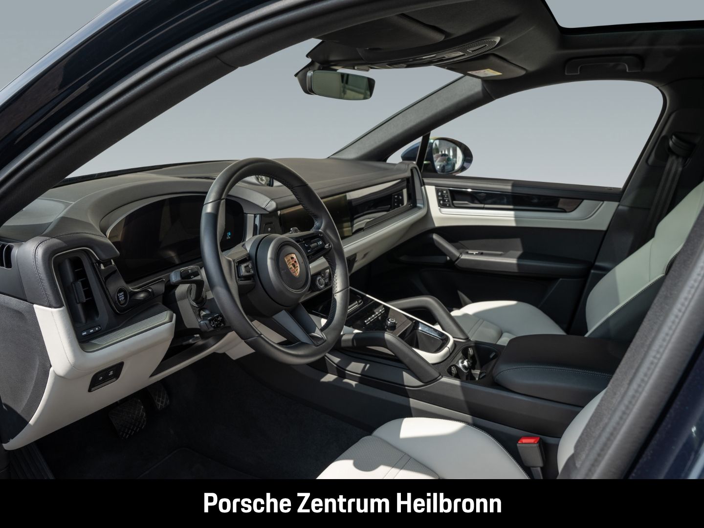 Porsche Cayenne E-Hybrid Coupe Panorama Surround-View