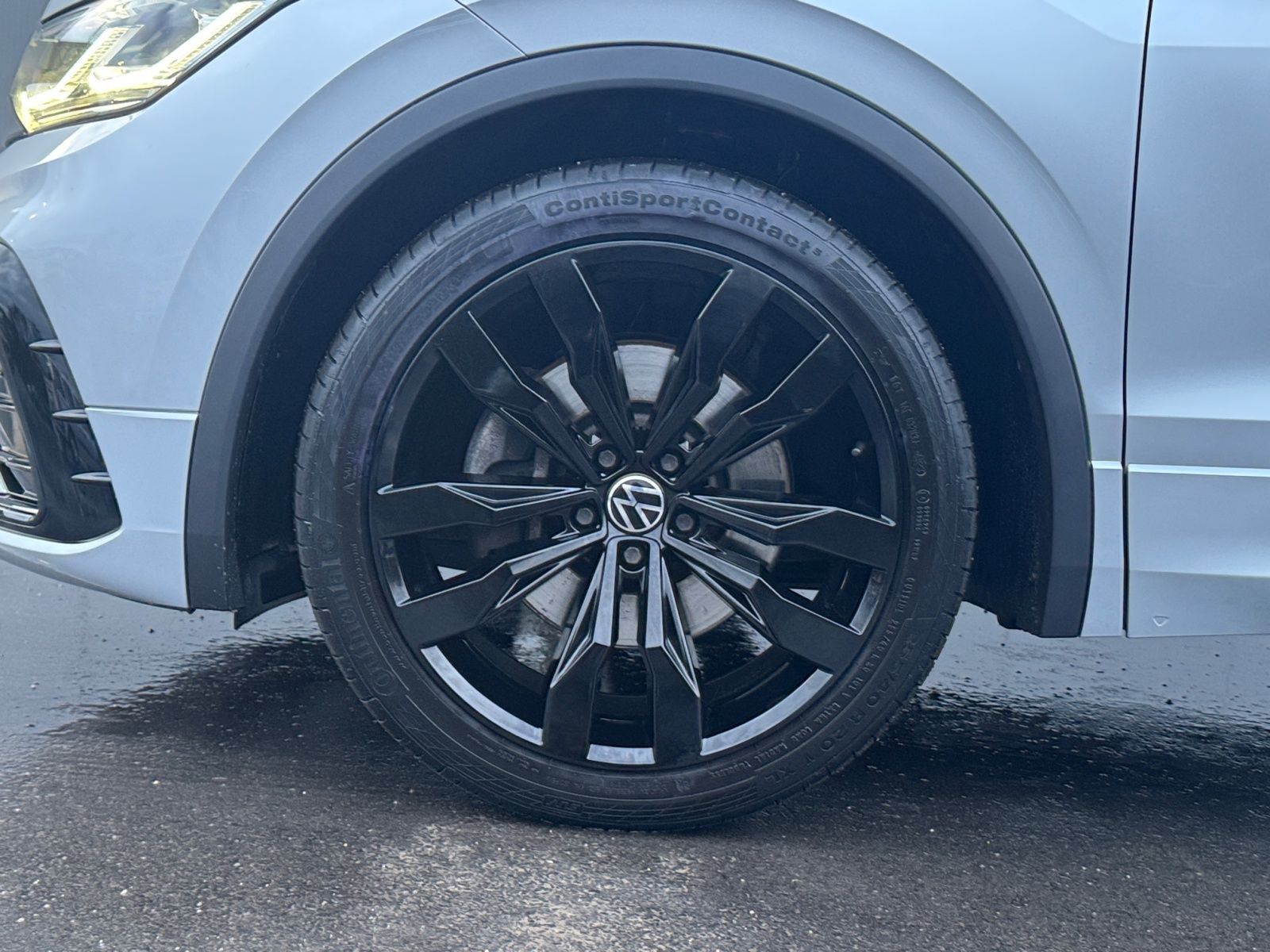Volkswagen Tiguan R-Line 2.0TDI 4M AHK STANDH MATRIX