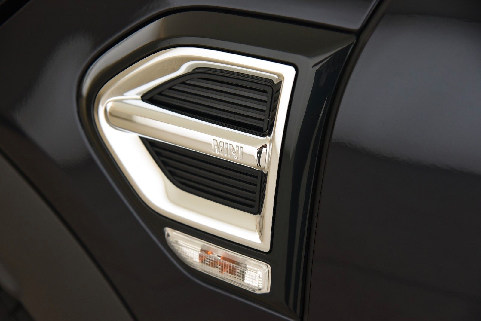 MINI Mini Cooper Countryman MINI Yours - Samsaru's Car Outlet