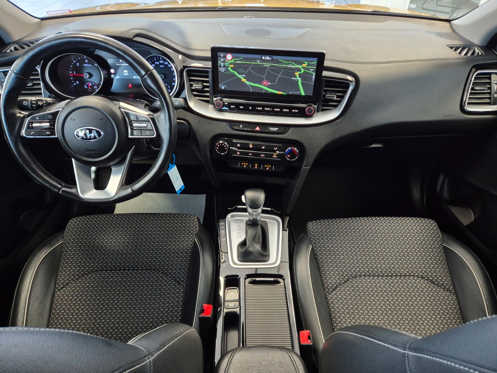 Kia XCeed 1.6 CRDI Spirit Sport - Samsaru's Car Outlet