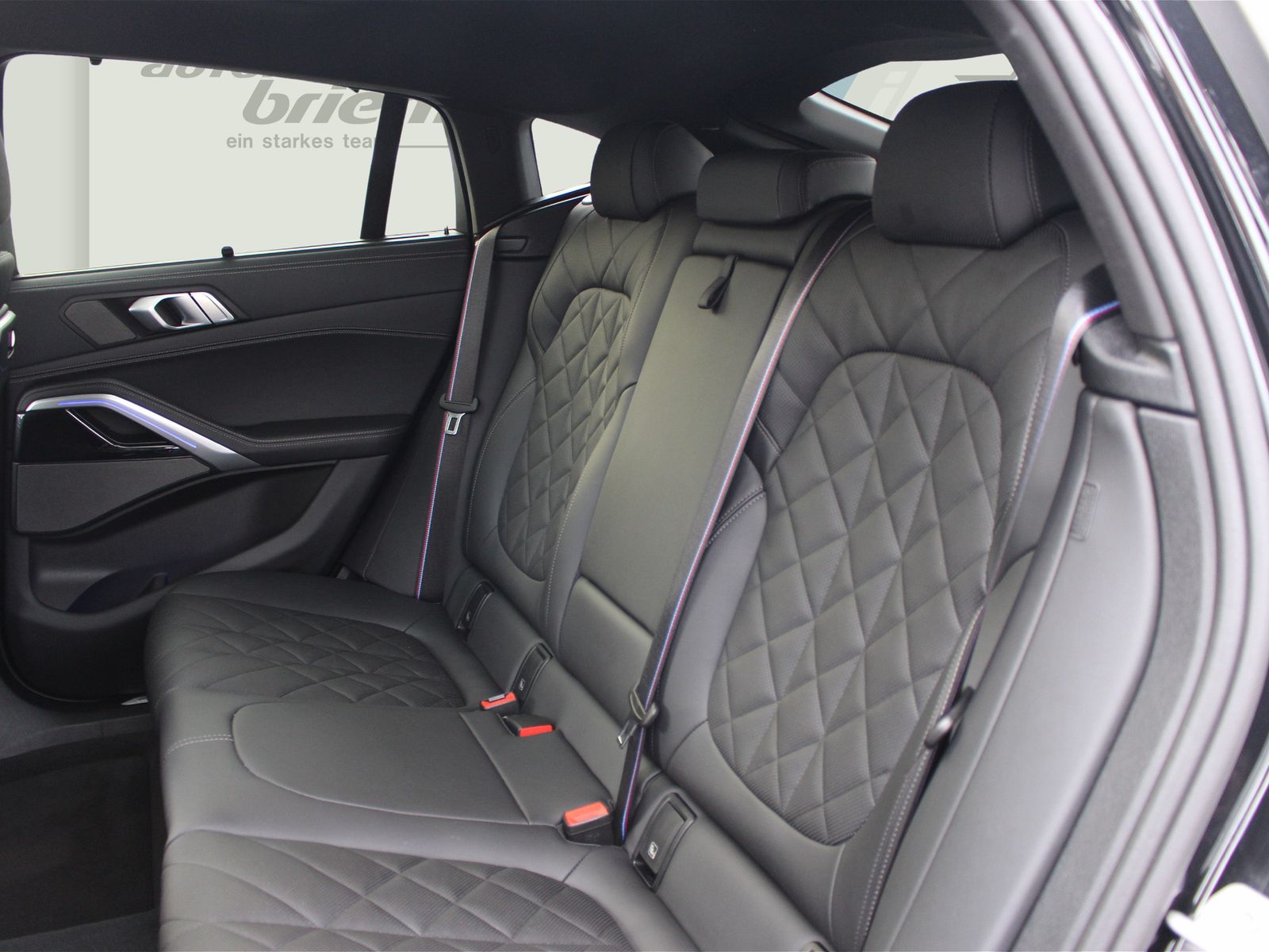 BMW X6 xDrive30d M Sport |2-ACHS|ICONIC|AHK|PANO|360