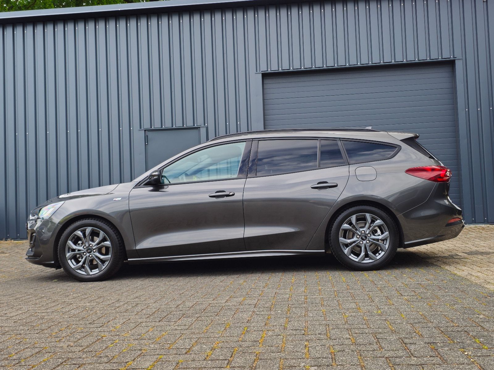 Ford Focus Turnier ST-Line Kamera Keyless Automat ACC